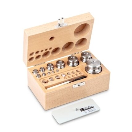 Svarelių rinkinys M1 klasės, 1 mg - 500 g, medinėje dėžutėje Svarelių rinkinys M1 klasės, 1 mg - 500 g, medinėje dėžutėje